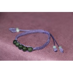 Bracelet en jade, 5 perles...